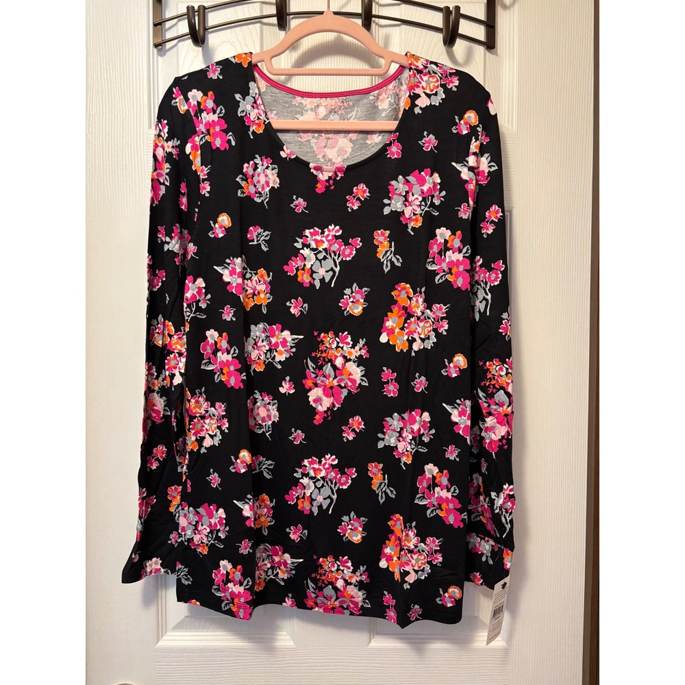 Vera Bradley Breast Cancer Awareness Floral Long Sleeve Top Black Pink LG V2107A